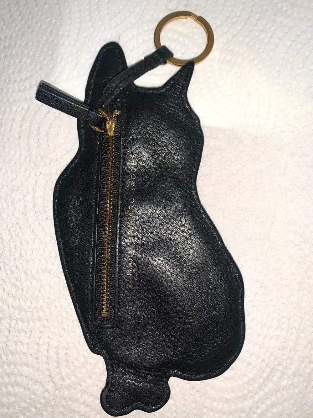 Marc Jacobs black leather cat-shaped key case rare - Picture 2 of 5